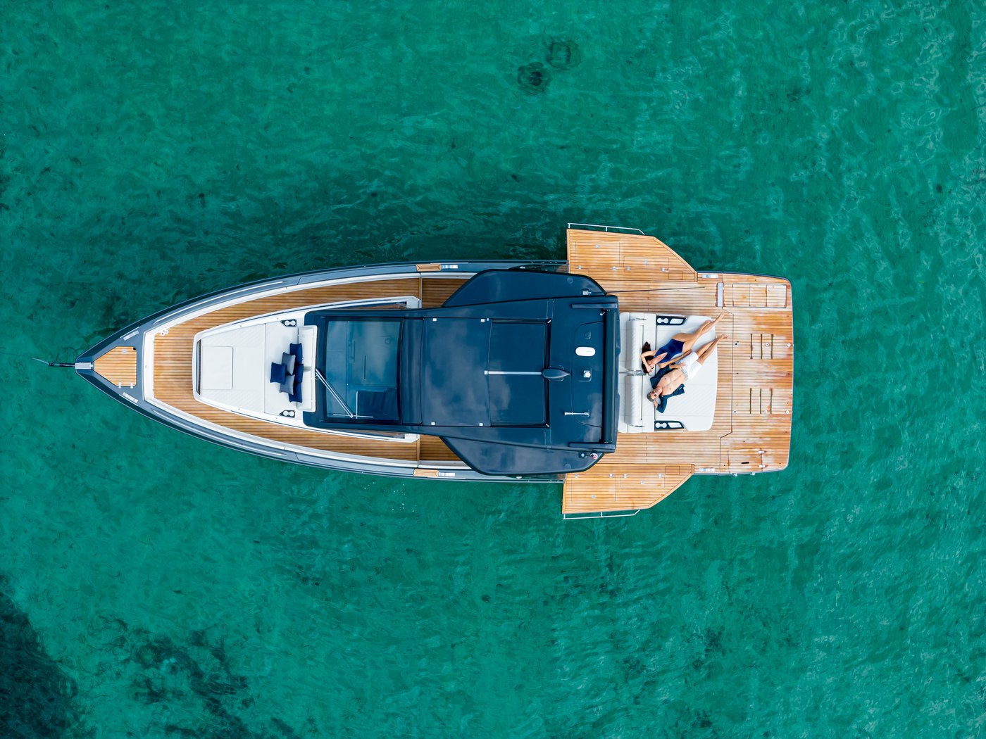 Karel Odyssea 750c — Pedroboats